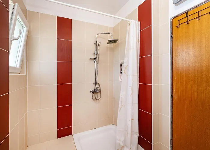 Stunning In Дом отдыха Donji Kasic